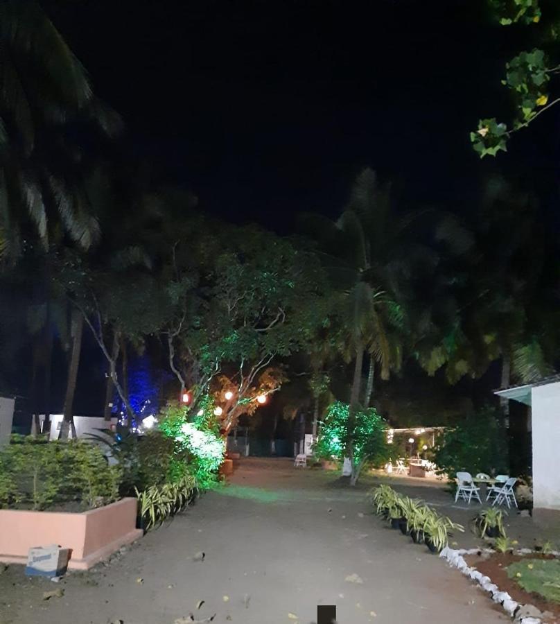 Sereno Farms Hotel Alibag Luaran gambar