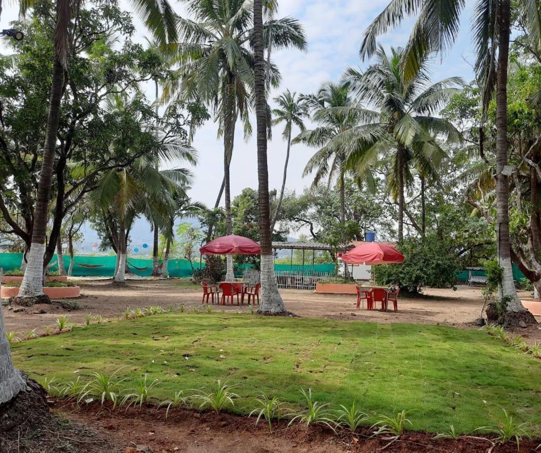 Sereno Farms Hotel Alibag Luaran gambar